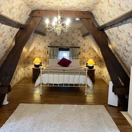Le Petit Chateau - Adults Only Property لو بوج المظهر الخارجي الصورة