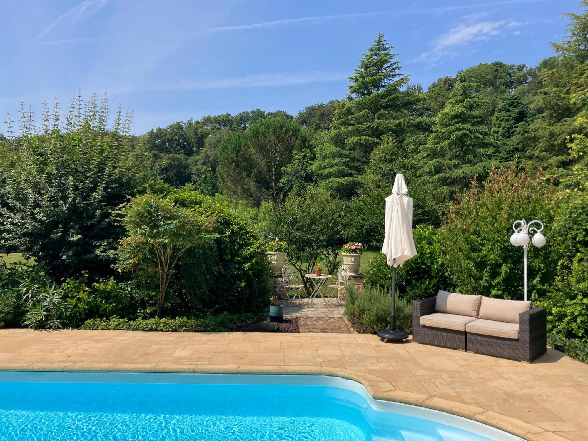 Le Petit Chateau - Adults Only Property لو بوج المظهر الخارجي الصورة